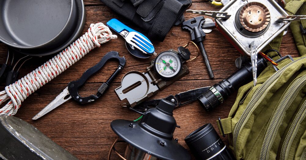 10 Must-Have Items in Every Outdoor Survival Kit